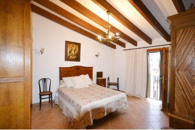 STADTHAUS MIT INNENHOF ,Pollensa