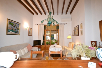 STADTHAUS MIT INNENHOF ,Pollensa