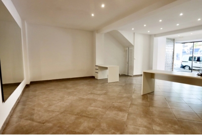 APT + COMMERCIAL ,Puerto de Pollensa