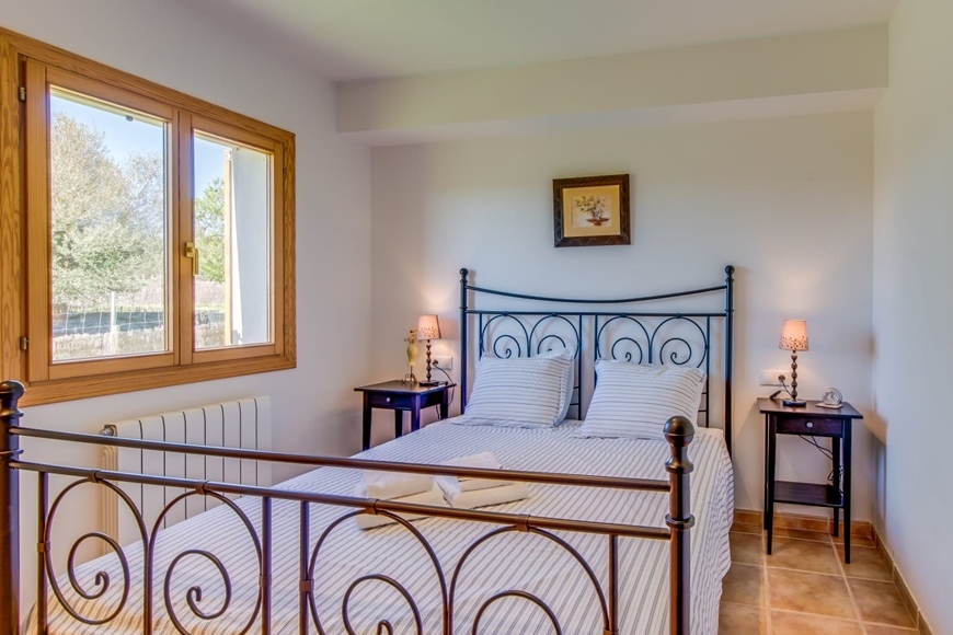 VILLA with RENTAL LICENSE