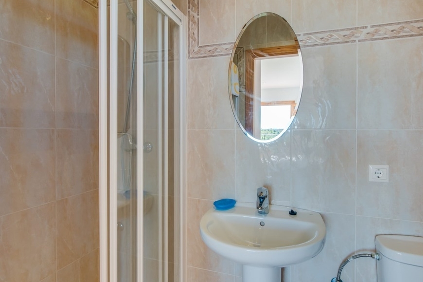 VILLA with RENTAL LICENSE
