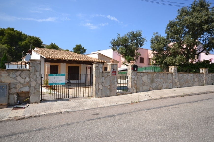 VILLA TO RENOVATE