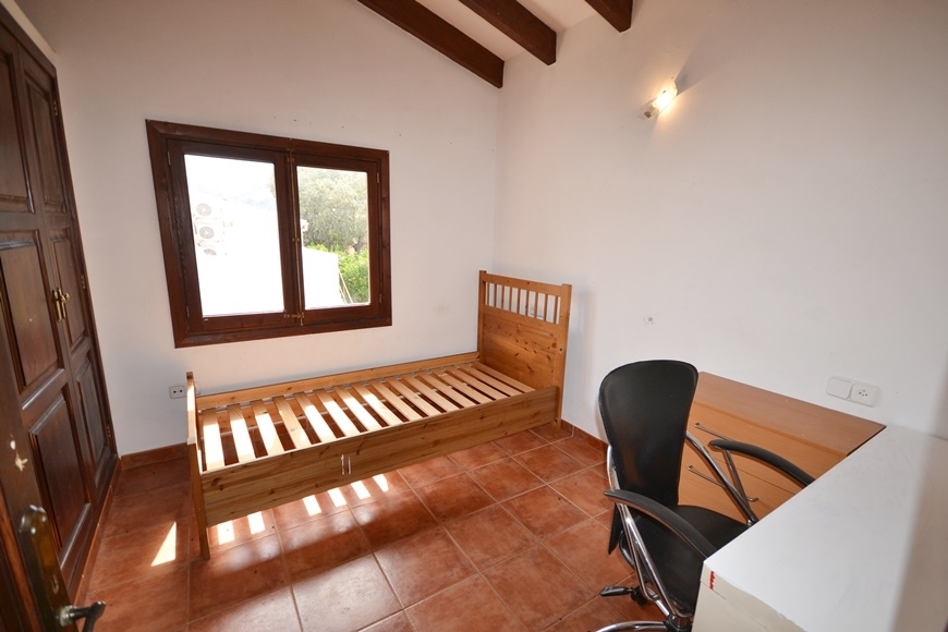 VILLA TO RENOVATE