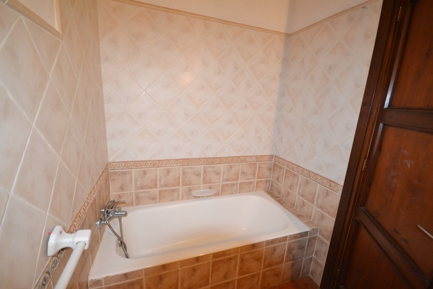 VILLA TO RENOVATE