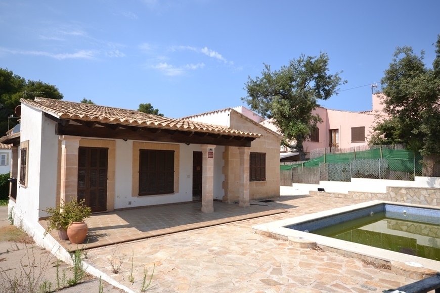 VILLA TO RENOVATE