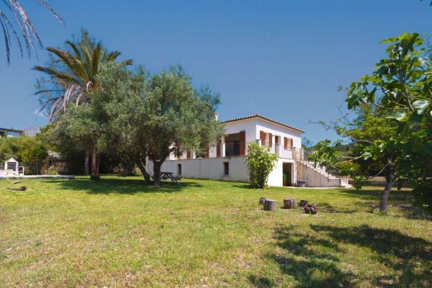 FINCA EN POLLENSA