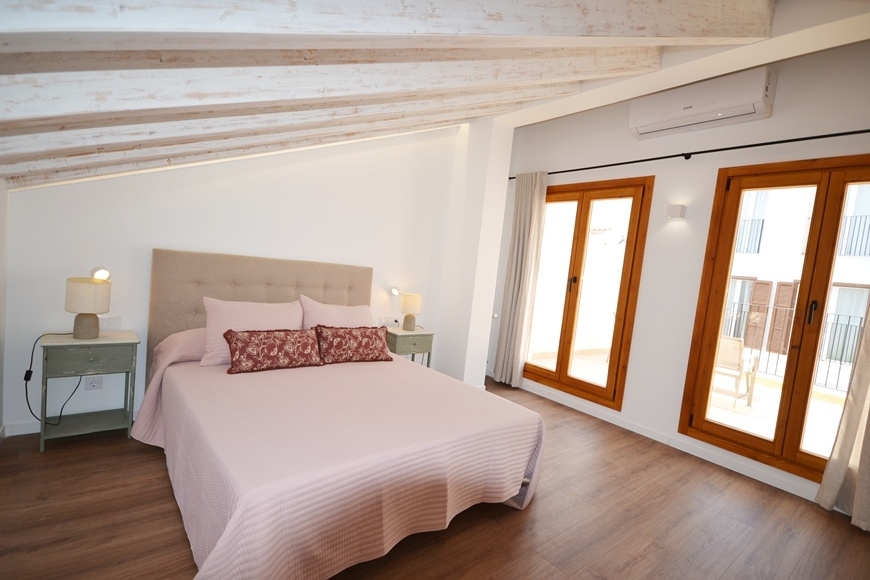 CASA DE PUEBLO , POLLENSA
