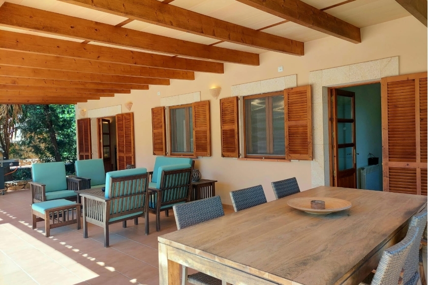 RUSTIC PROPERTY FOR SALE