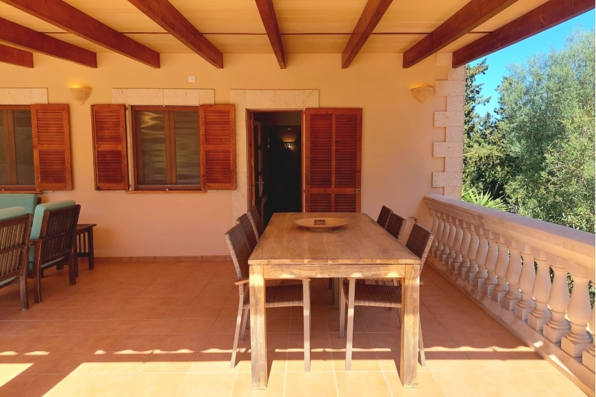 RUSTIC PROPERTY FOR SALE