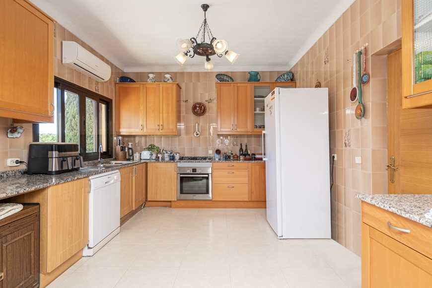 FINCA FOR SALE ,SENCELLES