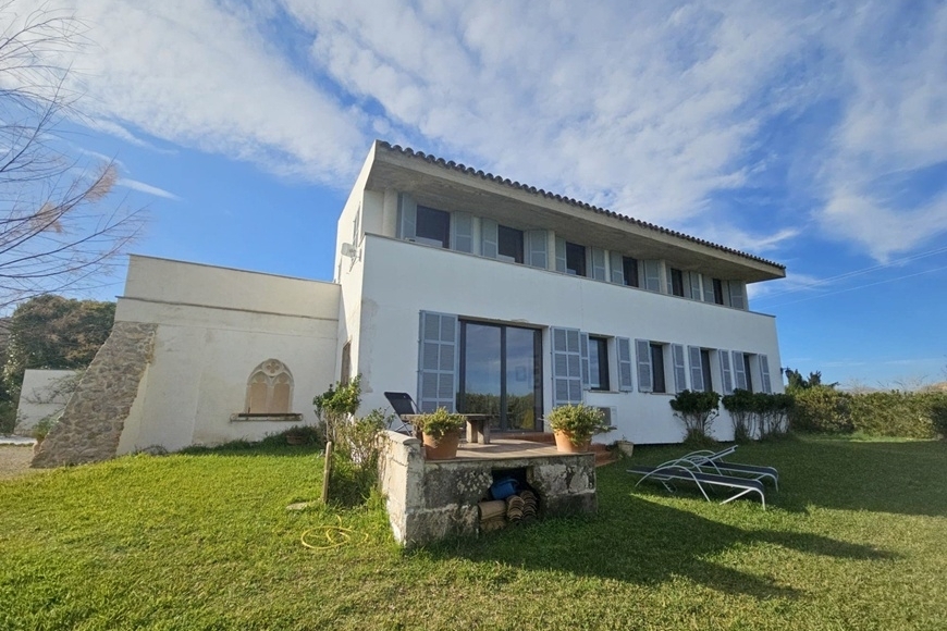 VILLA FOR SALE, ALCUDIA