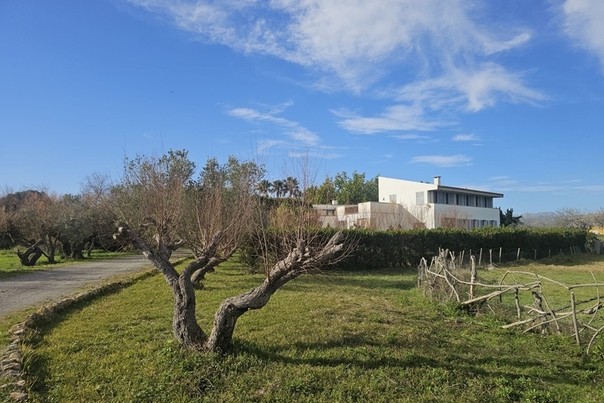 VILLA FOR SALE, ALCUDIA