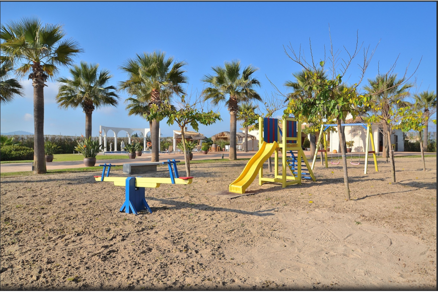 FINCA CON PISCINA