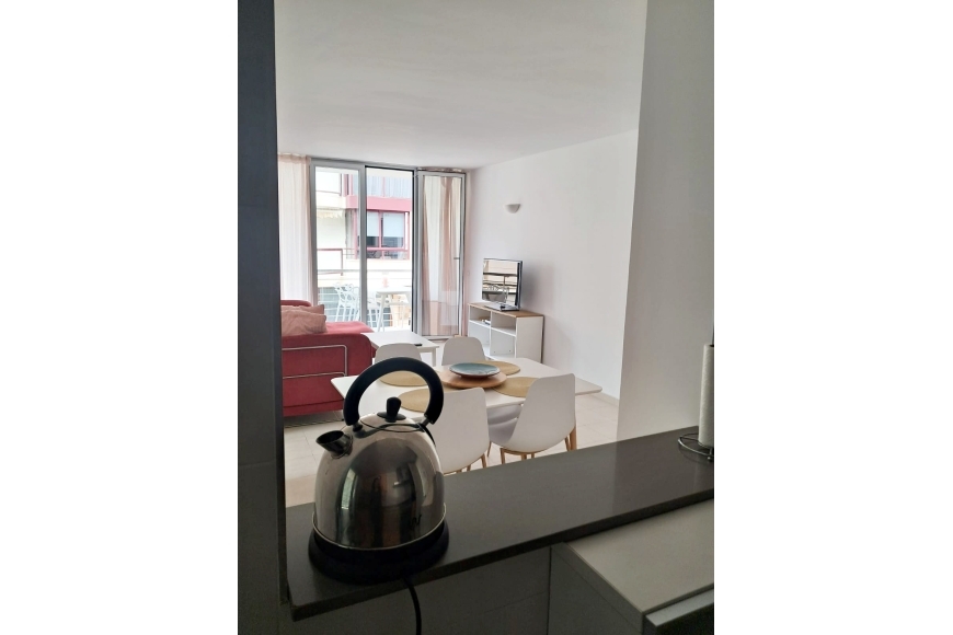 Flat close to the beach 