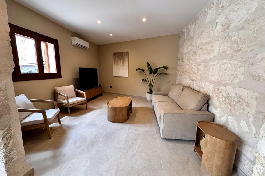 NEW CONSTRUCTION HOUSE 