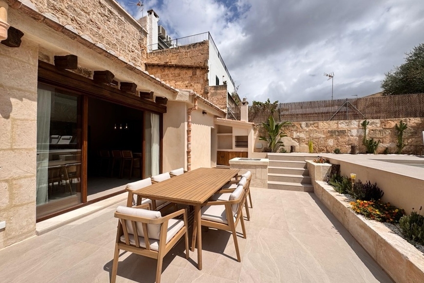 NEW CONSTRUCTION HOUSE 