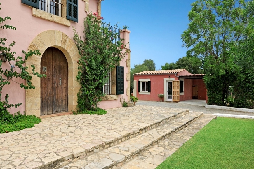 VILLA 6 BEDROOMS 