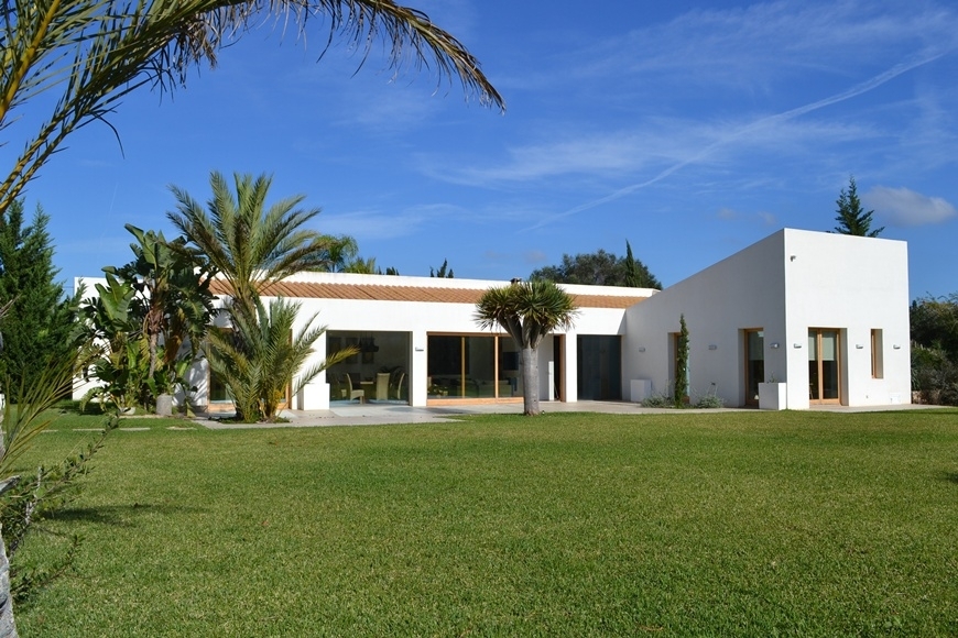 COUNTRY HOME - FINCA