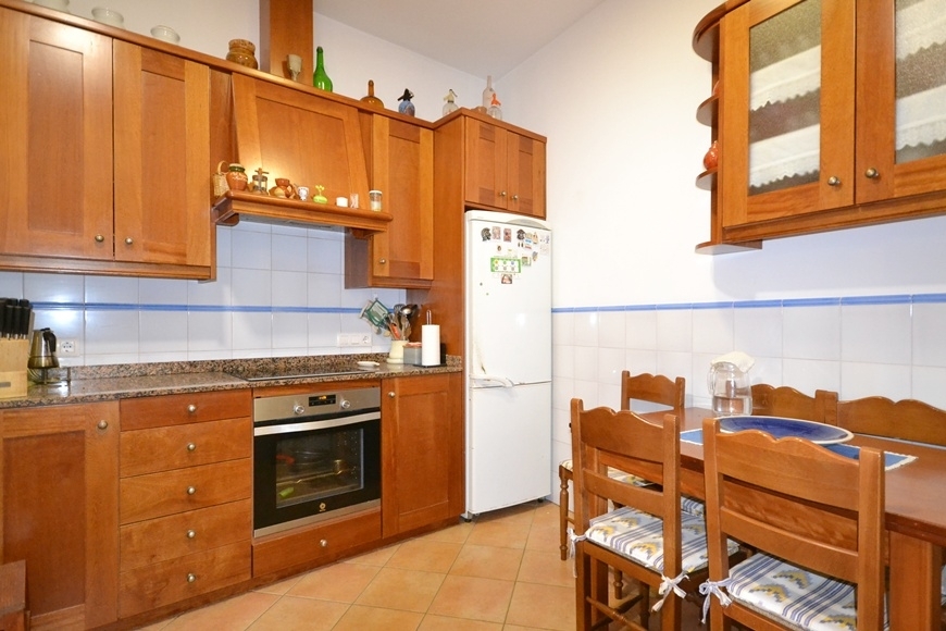 STADTHAUS MIT INNENHOF