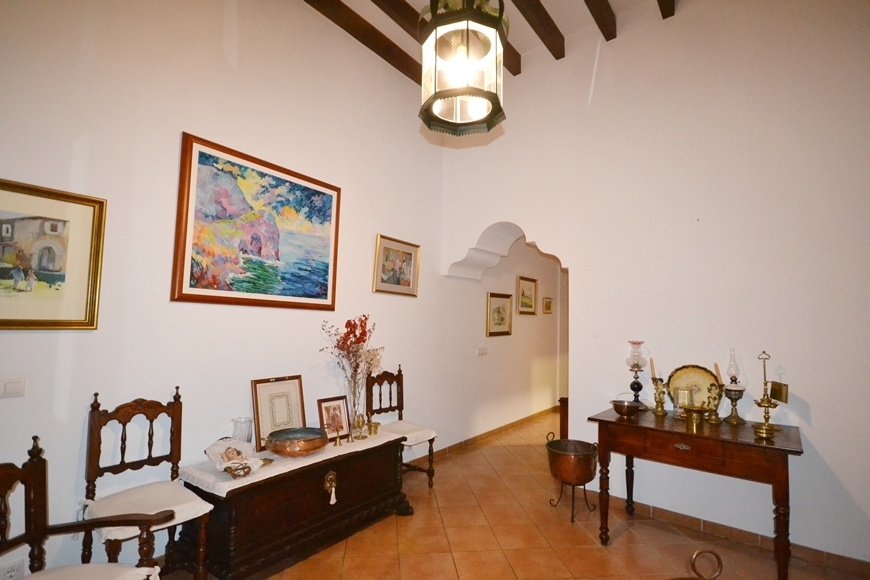 STADTHAUS MIT INNENHOF