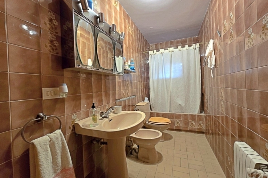 TOWNHOUSE WITH PATIO