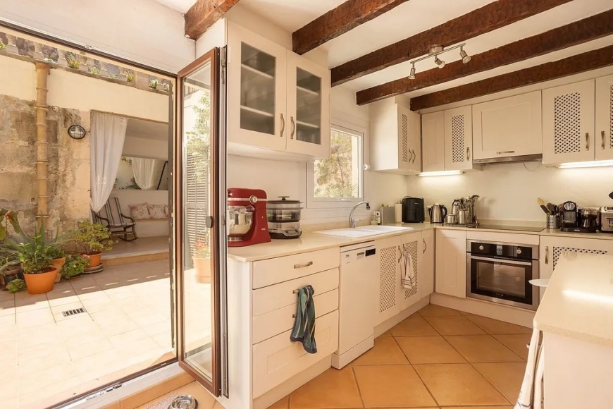 TOWN HOUSE, POLLENSA