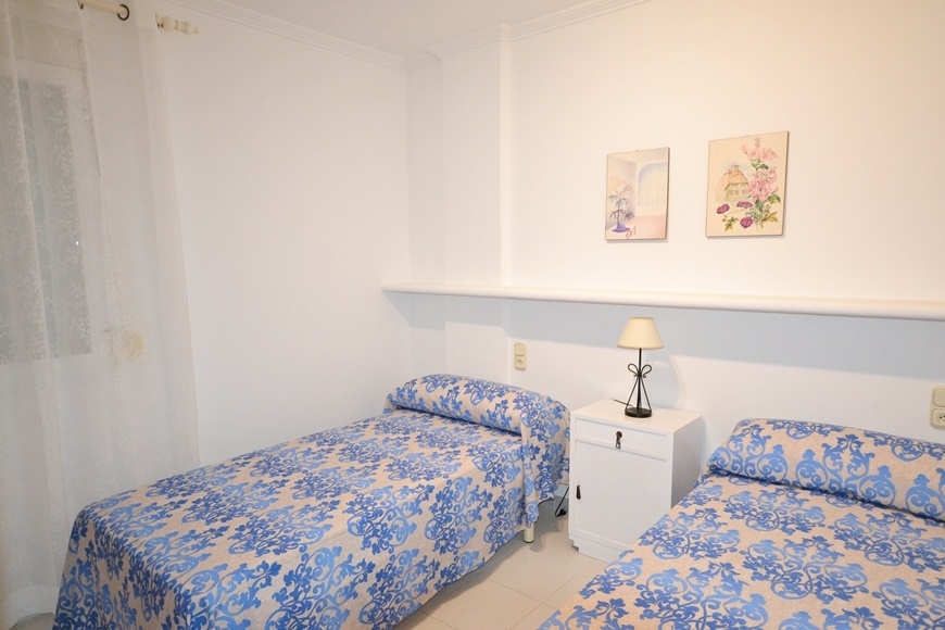 APARTAMENTO CON PISCINA