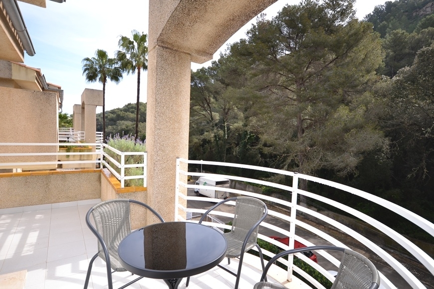 APARTAMENTO CON PISCINA