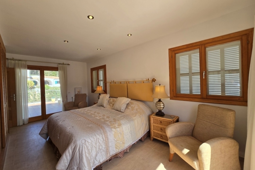 VILLA CALA WITH POOL 