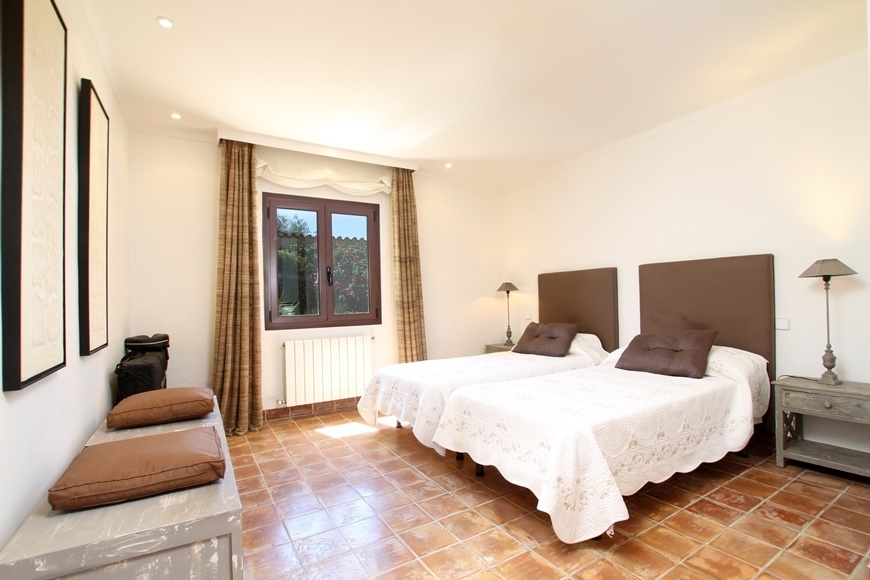 VILLA NEAR  POLLENSA