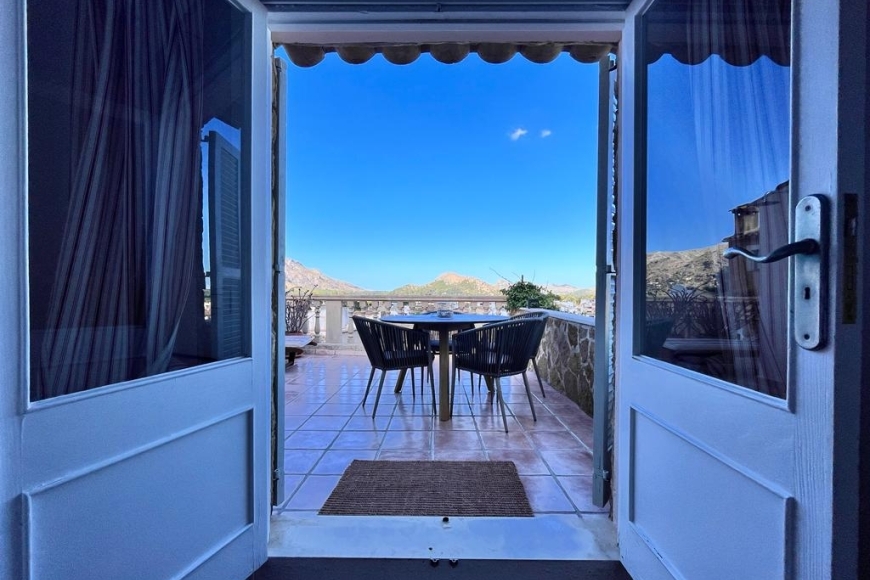 FLAT with VIEWS, POLLENSA