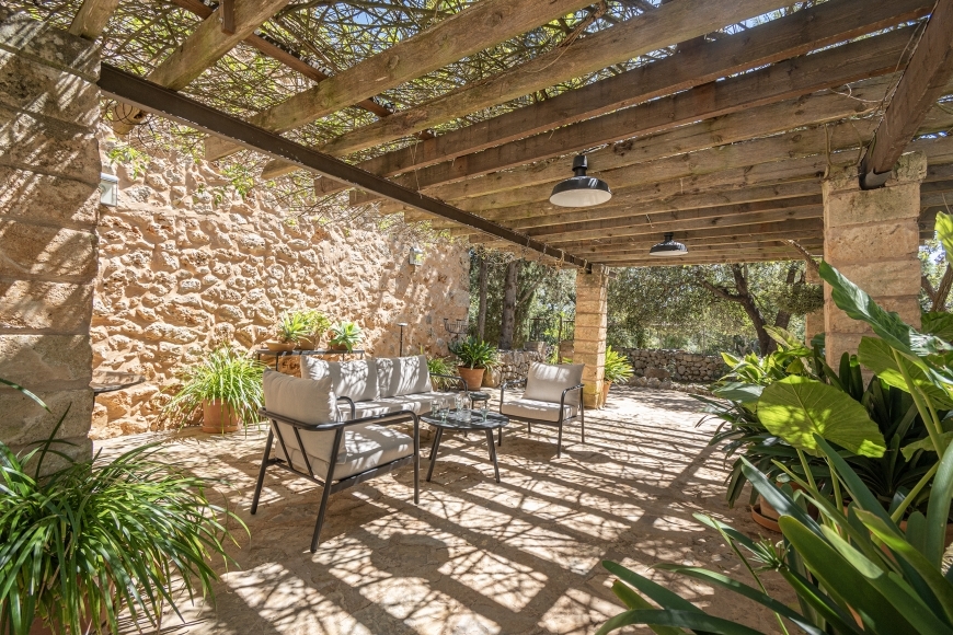 LANDHAUS - FINCA
