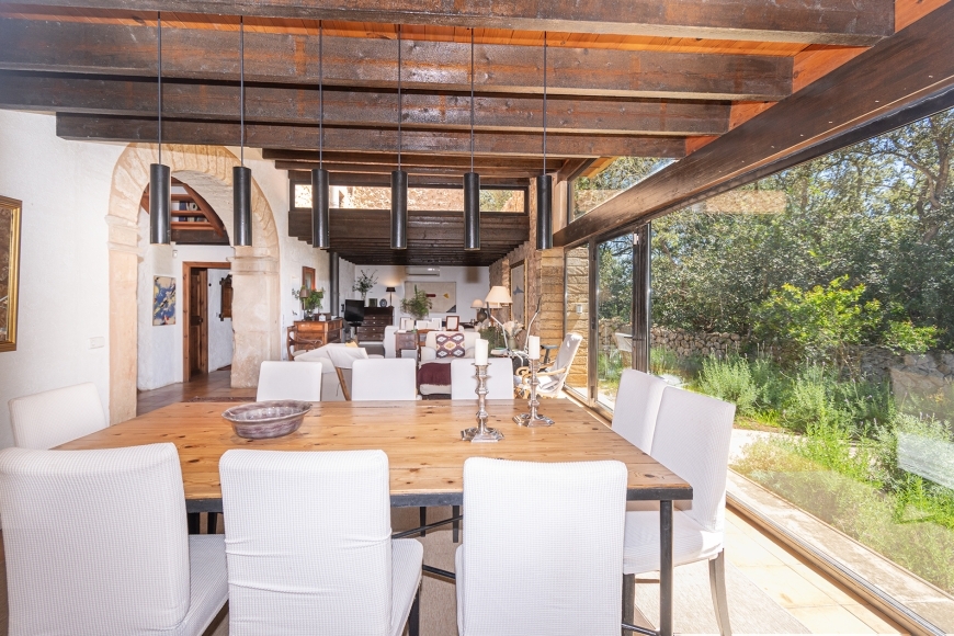 LANDHAUS - FINCA