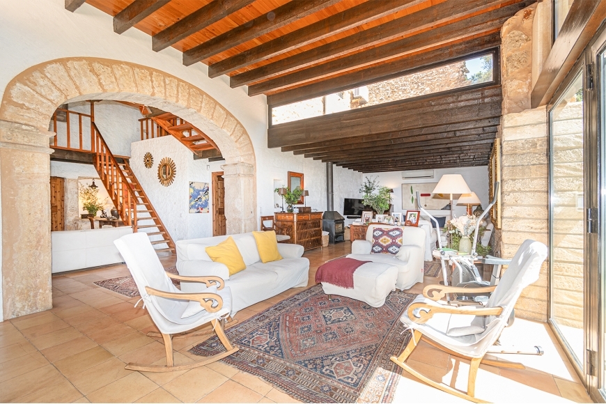 LANDHAUS - FINCA