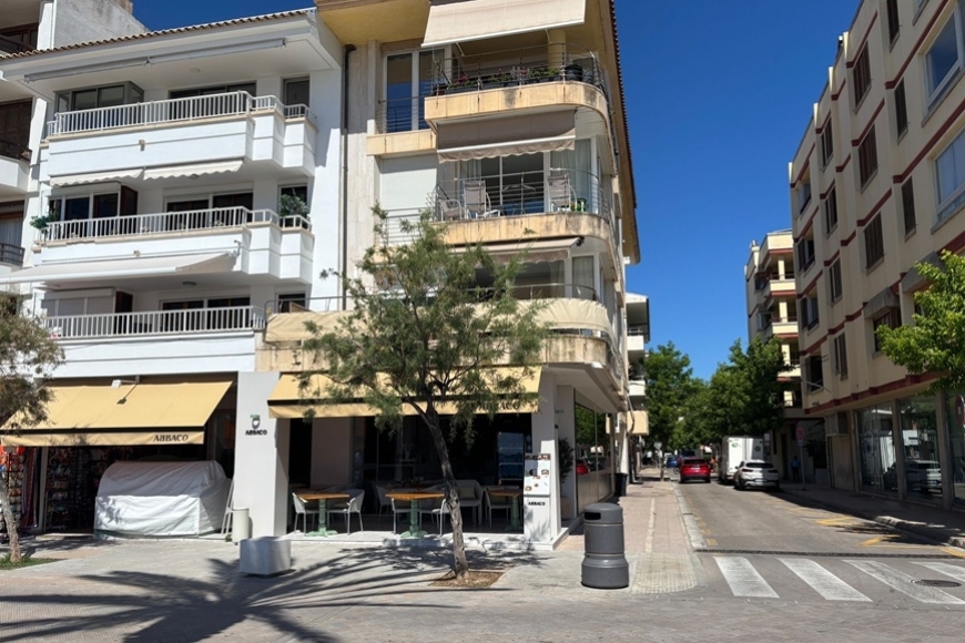 SEAFRONT APARTMENT