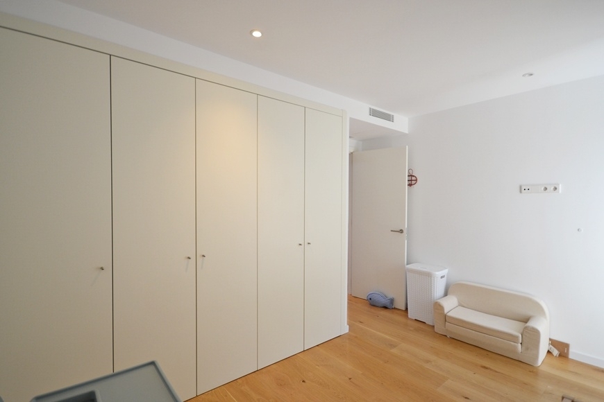 WOHNUNG - POOL - PARKPLAT