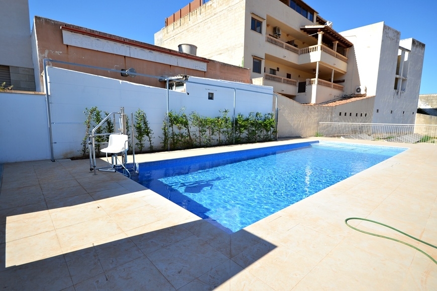 WOHNUNG - POOL - PARKPLAT