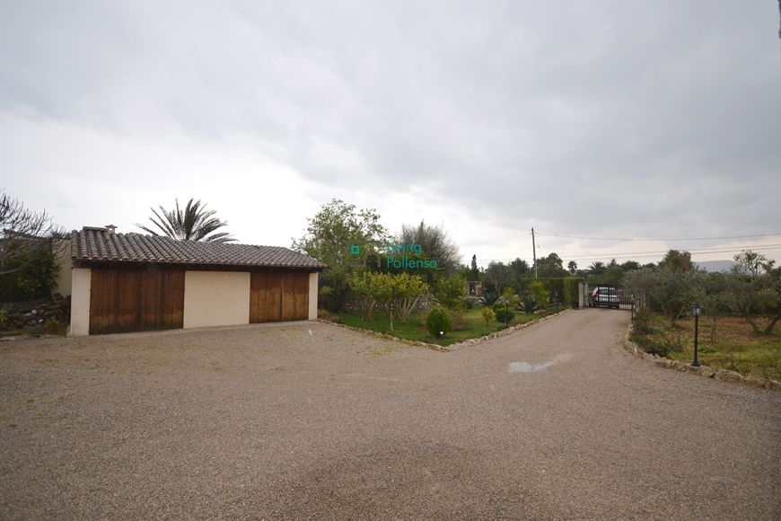 Villa Poley