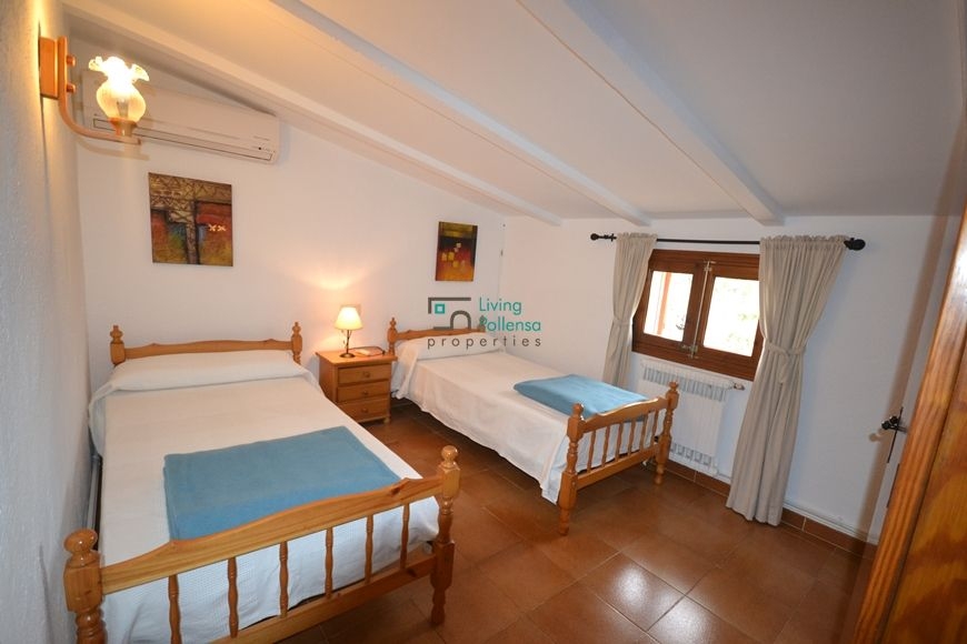 Villa Poley